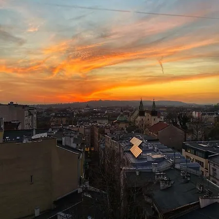 Amazing View In Old Town Apartment *